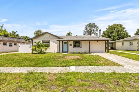 6567 S West Shore Cir, Tampa, FL 33616