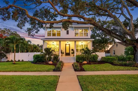312 35th Ave NE, Saint Petersburg, FL 33704