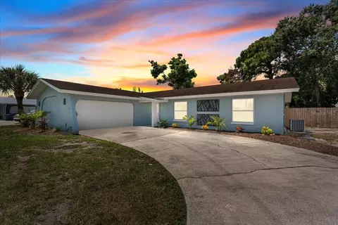 928 59th St W, Bradenton, FL 34209