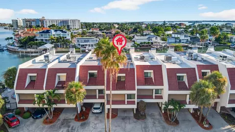 218 Skiff Pt, Clearwater Beach, FL 33767