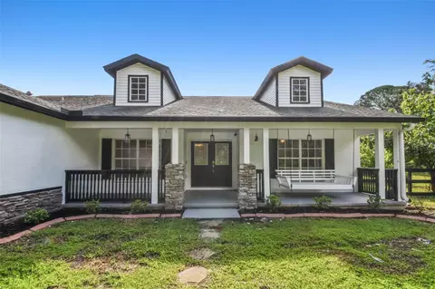 2513 N Valrico Rd, Seffner, FL 33584