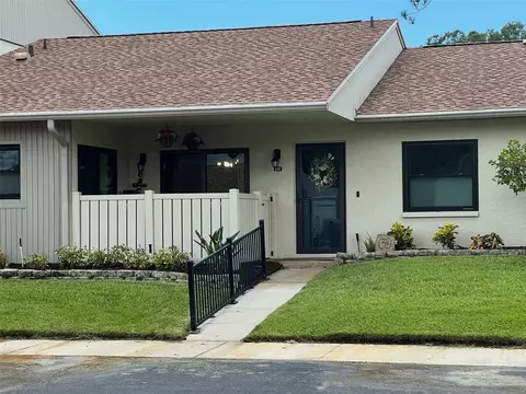 150 Tads Trl, Oldsmar, FL 34677