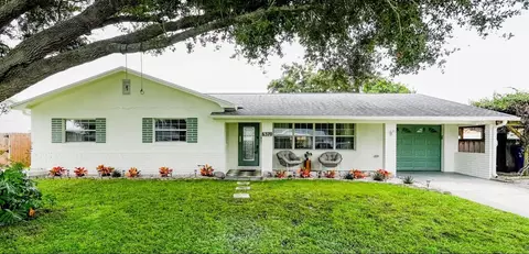6370 23rd Ave N, Saint Petersburg, FL 33710