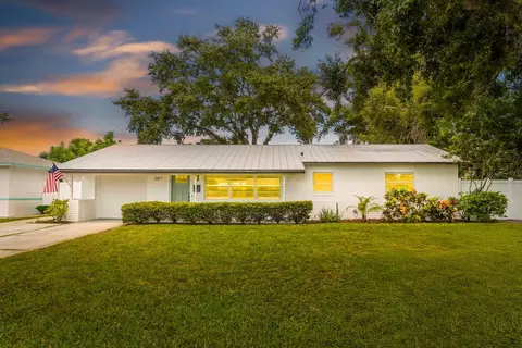 2671 66th Way N, Saint Petersburg, FL 33710