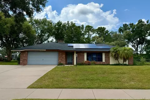 115 Hallum Dr, Auburndale, FL 33823