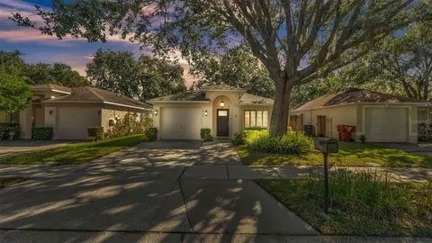404 Abigail Rd, Plant City, FL 33563
