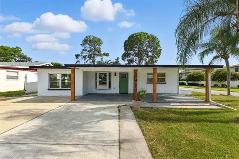 10774 63rd Ave, Seminole, FL 33772