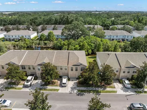 9917 Ashburn Lake Dr, Tampa, FL 33610