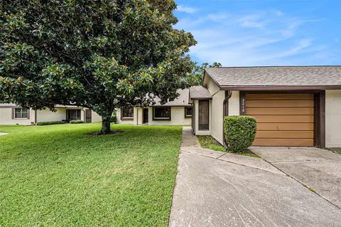 2218 Bay Berry Ln, Clearwater, FL 33763