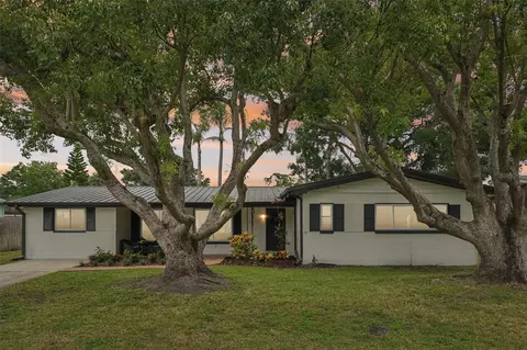 311 Shore Dr E, Oldsmar, FL 34677