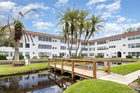 100 El Camino Dr #202, Winter Haven, FL 33884