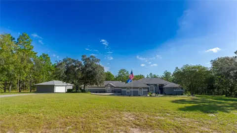 3001 N Sheriff Dr, Beverly Hills, FL 34465