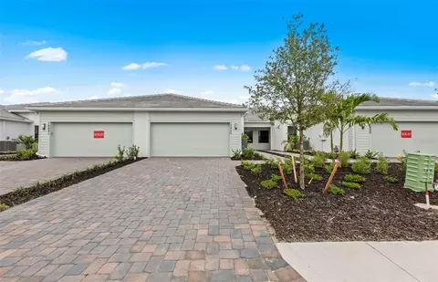 18845 Indian Rock Pl, Lakewood Ranch, FL 34211