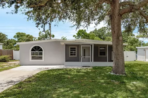 130 Melody Ln, Largo, FL 33771