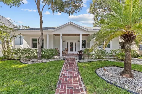 416 Indiana Ave, Crystal Beach, FL 34681