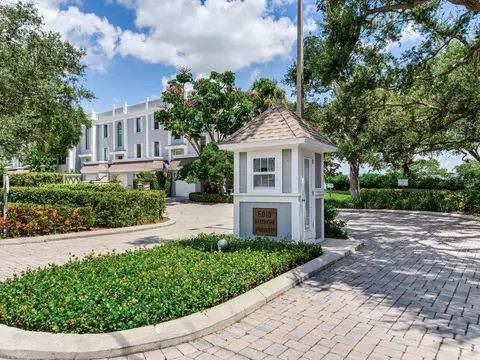5010 Bayshore Blvd #7, Tampa, FL 33611