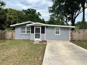 5516 9th St, Zephyrhills, FL 33542