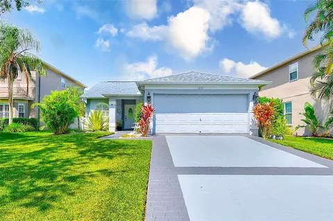 1630 Gray Bark Dr, Oldsmar, FL 34677