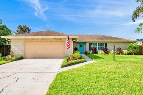 2832 Springdell Cir, Valrico, FL 33596