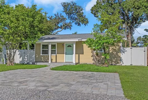 2619 Miriam St S, Gulfport, FL 33711