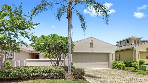 2433 Kensington Greens Dr, Sun City Center, FL 33573