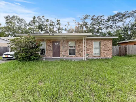 8416 Tupelo Dr, Tampa, FL 33637