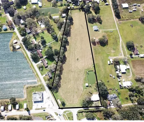 2407 Coronet Rd, Plant City, FL 33566