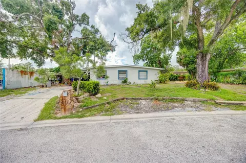 8608 Beverly Dr, Tampa, FL 33617