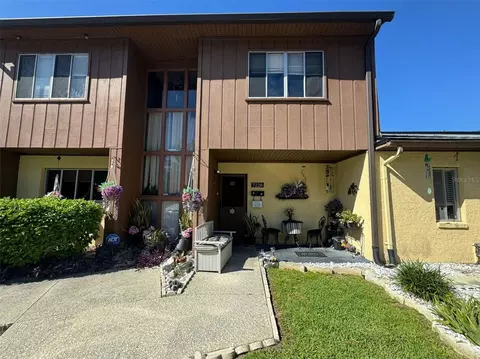 7228 Cypress Cove Rd #5, Jacksonville, FL 32244