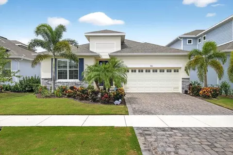 991 Signet Dr, Apollo Beach, FL 33572