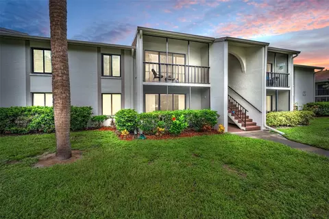 2687 Pine Ridge Way S #E1, Palm Harbor, FL 34684