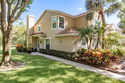 2203 Andover Cir, Palm Harbor, FL 34683