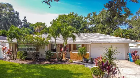 2608 10th Ave SW, Largo, FL 33770