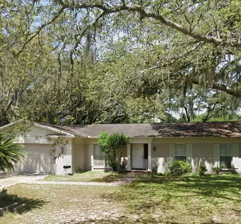 11708 Sycamore Pl, Tampa, FL 33617