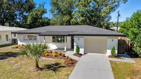 1520 San Helen Dr, Dunedin, FL 34698