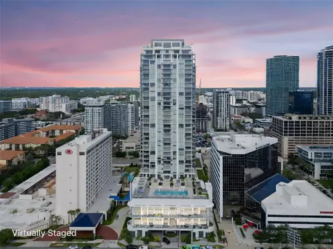 301 1st St S #706, Saint Petersburg, FL 33701
