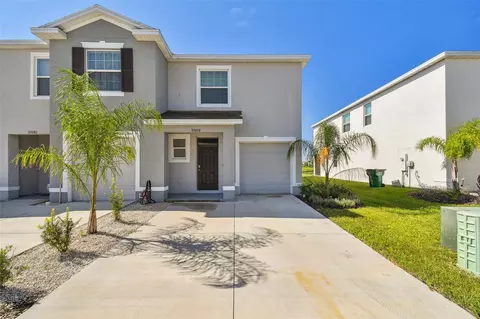 33078 Major Oak Dr, Wesley Chapel, FL 33545
