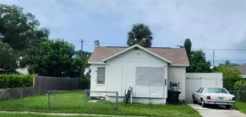 1635 30th Ave N, Saint Petersburg, FL 33713