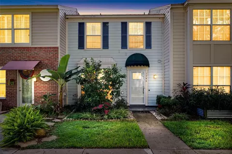 1744 Mill Run Cir, Tampa, FL 33613