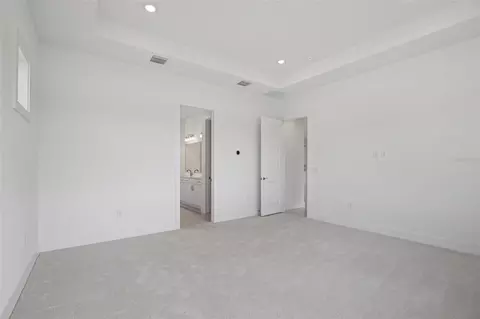 Bedroom - 8610 Ocean Key Pl, Parrish, FL 34219 photo 2 of 8