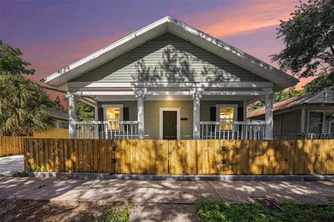 2920 N 17th St, Tampa, FL 33605