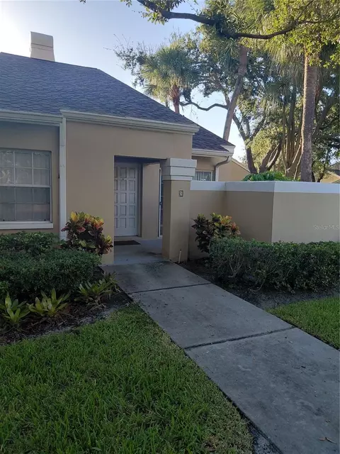8395 Meadowbrook Dr #5, Seminole, FL 33777