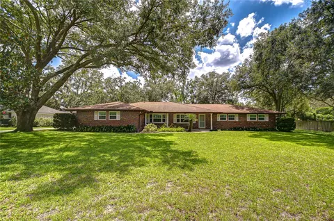 121 Butler Rd, Brandon, FL 33511