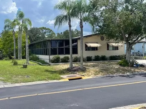 104 N Saint Thomas Cir, Apollo Beach, FL 33572