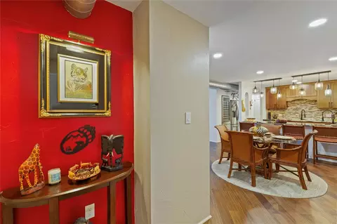 Entry Way - 440 S Gulfview Blvd #807, Clearwater Beach, FL 33767 photo 1 of 1