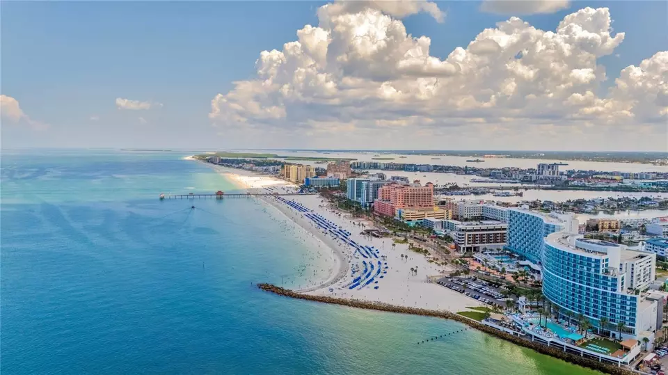 View/Area - 440 S Gulfview Blvd #807, Clearwater Beach, FL 33767 photo 4 of 8