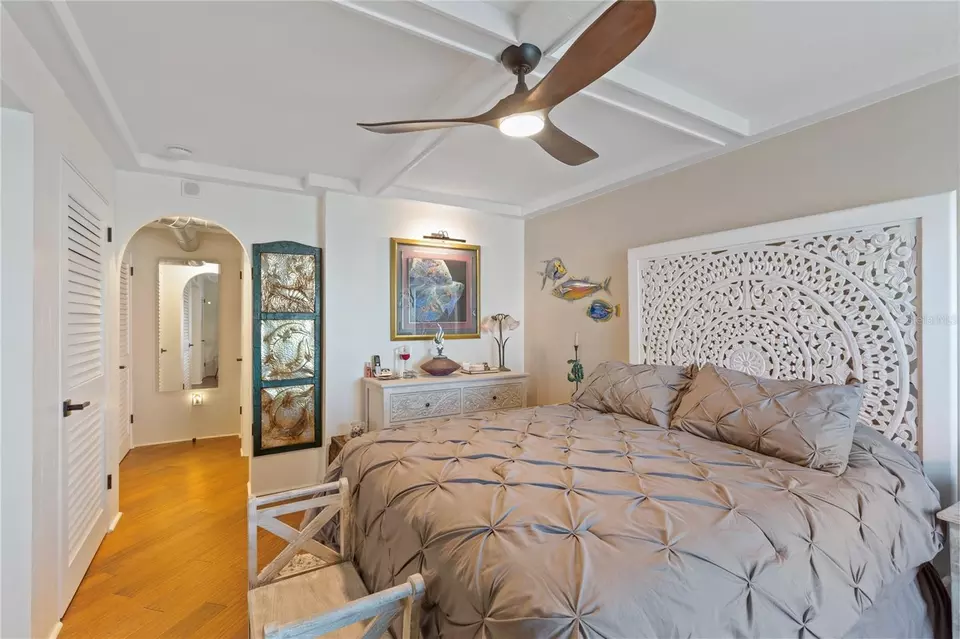 Bedroom - 440 S Gulfview Blvd #807, Clearwater Beach, FL 33767 photo 3 of 4