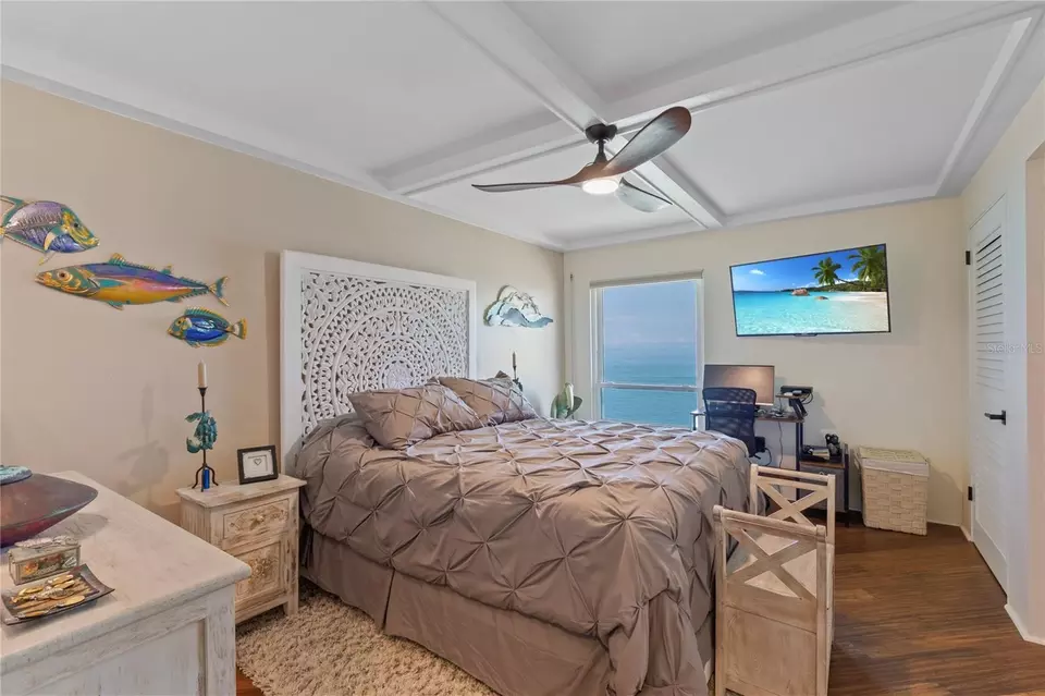 Bedroom - 440 S Gulfview Blvd #807, Clearwater Beach, FL 33767 photo 1 of 4