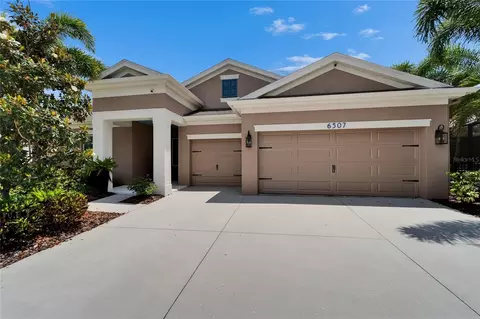6507 Maiden Sea Dr, Apollo Beach, FL 33572