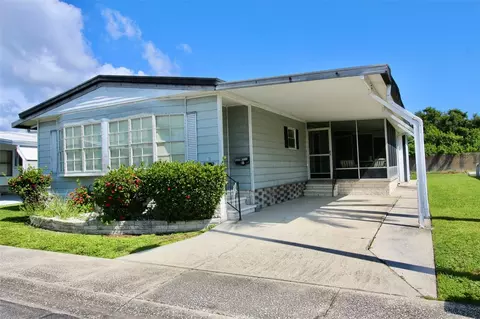 82418 New Circle Dr N, Pinellas Park, FL 33781